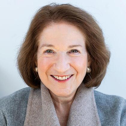 Professor Debórah Dwork