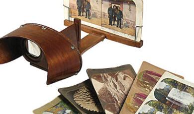 An image of an antique stereoscope
